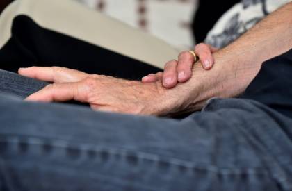 vers un accès facilité aux soins palliatifs à domicile.jpg