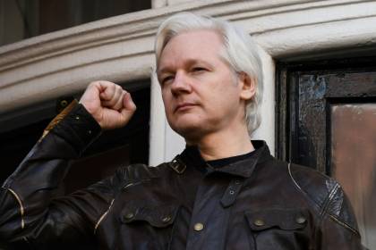 La justice britannique examine la demande d'extradition d'Assange vers les USA.jpg