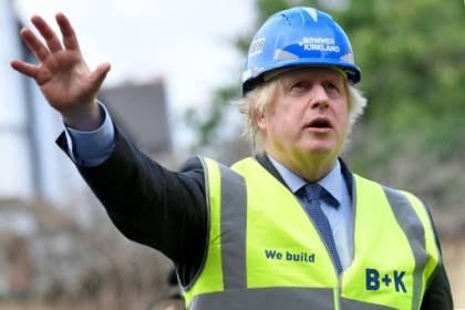 Boris Johnson veut une relance par la construction, le coronavirus.jpg
