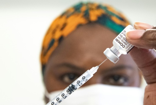 L'OMS surveille un nouveau variant, baptisé "Mu"