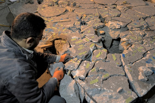 A Mossoul, "ressusciter" les antiquités détruites par l'EI, avec l'aide du Louvre