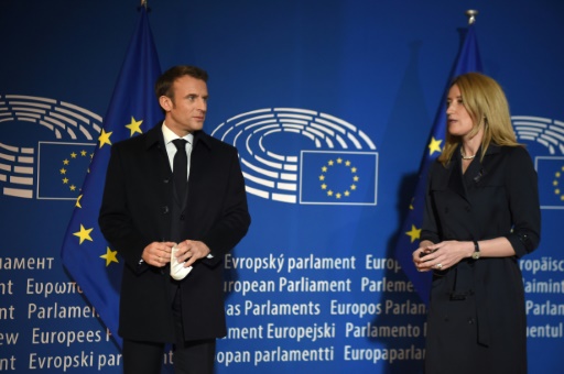 Macron repart à l'offensive sur l'Europe devant les eurodéputés