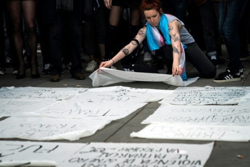 Vote unanime au Parlement pour cibler pénalement les "thérapies de conversion"