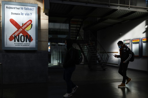 Les Suisses acceptent de limiter presque totalement la publicité sur le tabac