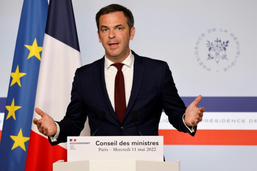 Covid-19 : le masque ne sera bientôt plus obligatoire dans les transports