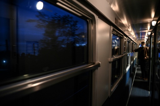 Le gouvernement promet un train de nuit de Paris à Dax, Bayonne et Pau en 2024