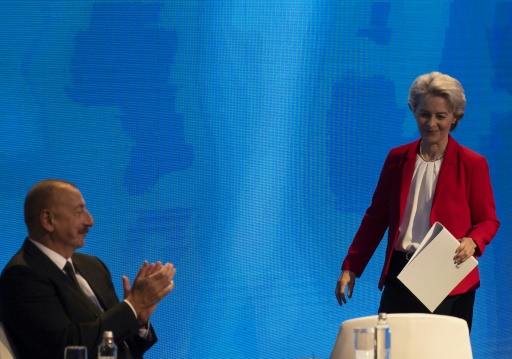 Une Europe élargie se rassemble à Prague face à Poutine