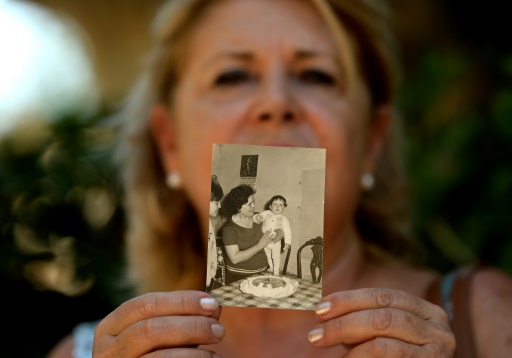 En Espagne, le long combat des "bébés volés" du franquisme