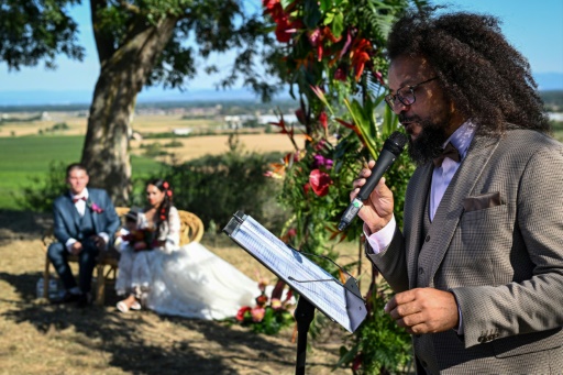 L'officiant laïc de mariage ou la cérémonie à la carte