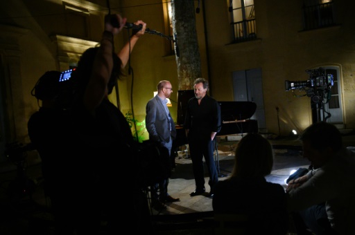 Face aux vents mauvais, des opéras réduisent la voilure