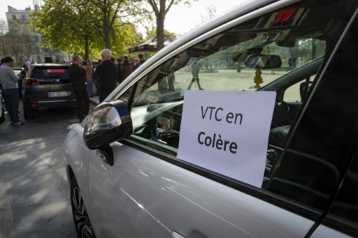Les chauffeurs VTC en quête d'un revenu minimum garanti