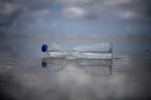 Une consigne pour les bouteilles plastique en France ? Le gouvernement relance le débat