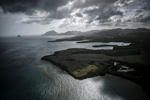 La Martinique se barricade à l'approche de la tempête Bret