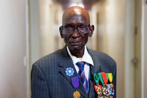 A 95 ans, le tirailleur Yoro Diao peut enfin rentrer "dignement" au Sénégal