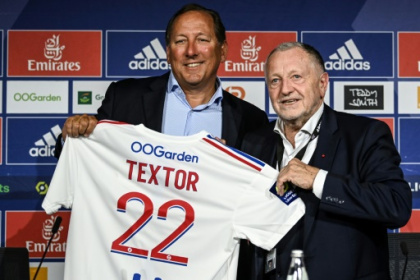 Coup de tonnerre à Lyon, Aulas s'efface au profit de Textor.jpg
