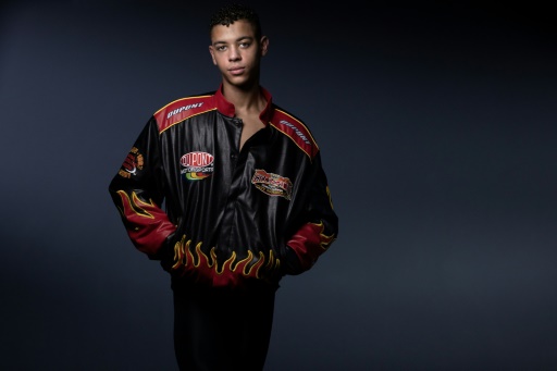 Guillaume Diop, premier danseur étoile noir à l'Opéra de Paris, ravi que son parcours montre que "c'est possible"