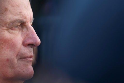 Pour Barnier, l'heure de la première confrontation avec les députés