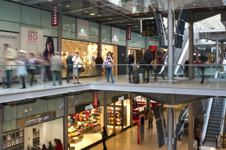 Pourquoi les supermarchés convoitent les lieux de transit