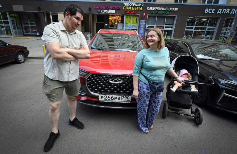 Voiture chinoise et vacances au Venezuela : la nouvelle vie de la classe moyenne russe