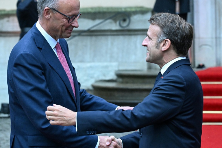 Macron et Merz vont sceller le "reset" franco-allemand à Brégançon