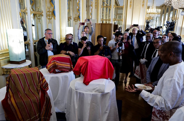 La France restitue à Madagascar trois crânes de l'époque coloniale