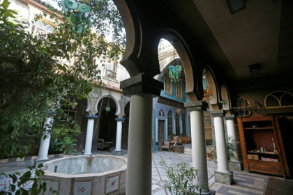 La cour intérieure du palais Al-Naasan dans la vieille ville de Damas, le 18 novembre 2020 - ATTA KENARE (AFP)