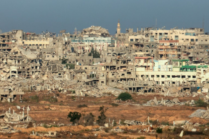 Une photo prise depuis la frontière israélienne avec la bande de Gaza montre les destructions dans le territoire palestinien, le 17 septembre 2025 - Jack GUEZ (AFP)