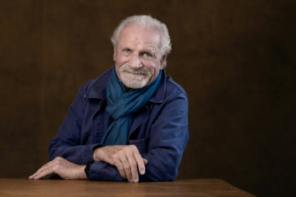 Le photographe Yann Arthus-Bertrand, le 18 septembre 2025 à Paris - JOEL SAGET (AFP)