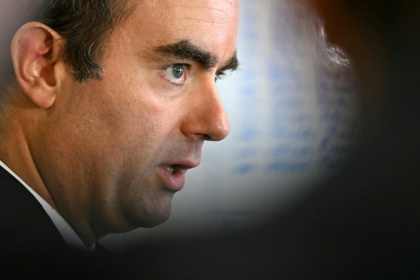 Le Premier ministre Sébastien Lecornu, le 11 octobre 2025 à L'Haÿ-les-Roses (Val-de-Marne) - Martin LELIEVRE (AFP)