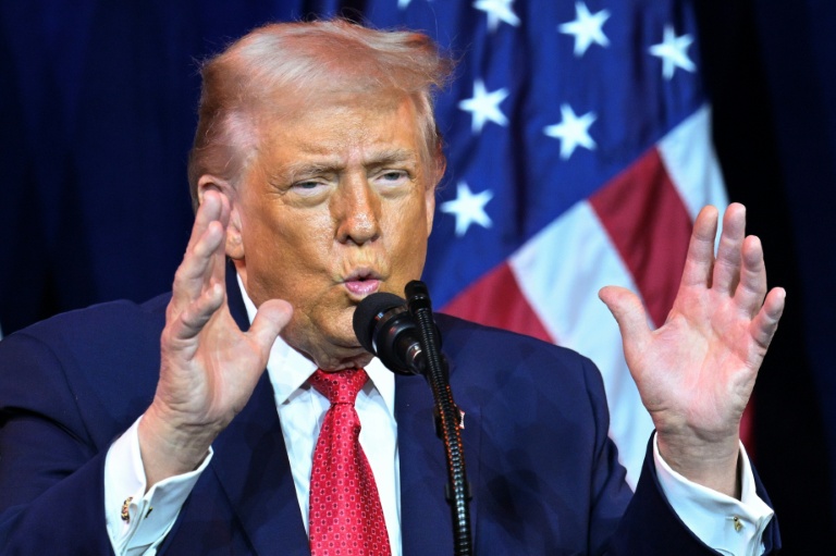 Groenland : Trump étudie "plusieurs options", y compris "utiliser l'armée"