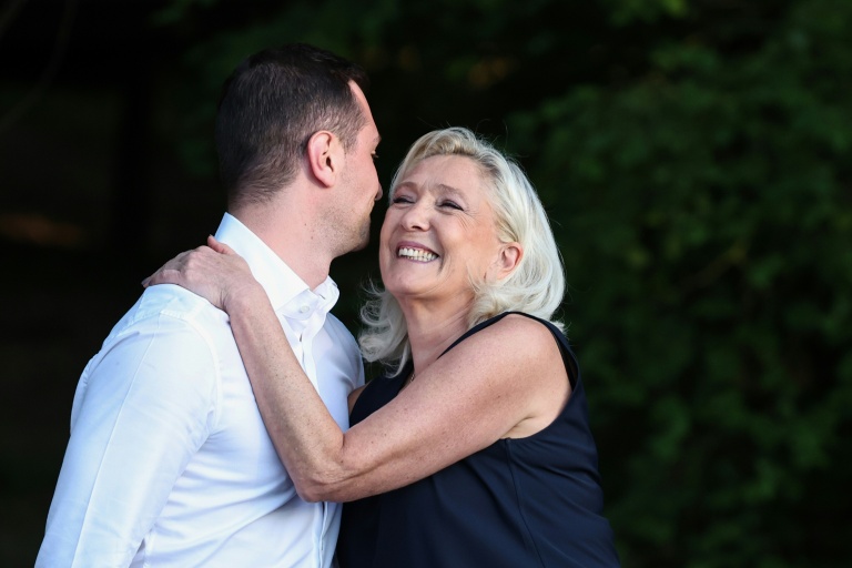 Bardella affiche sa sérénité avant le jugement de Marine Le Pen