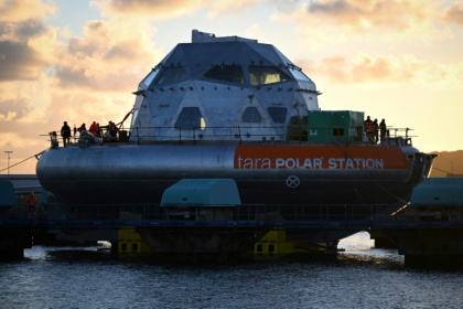 La Tara Polar station, observatoire scientifique en aluminium capable de dériver sur la banquise, le 1er octobre 2024 à Cherbourg - LOU BENOIST (AFP)